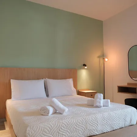 Selini's Cape Drastis Trail *